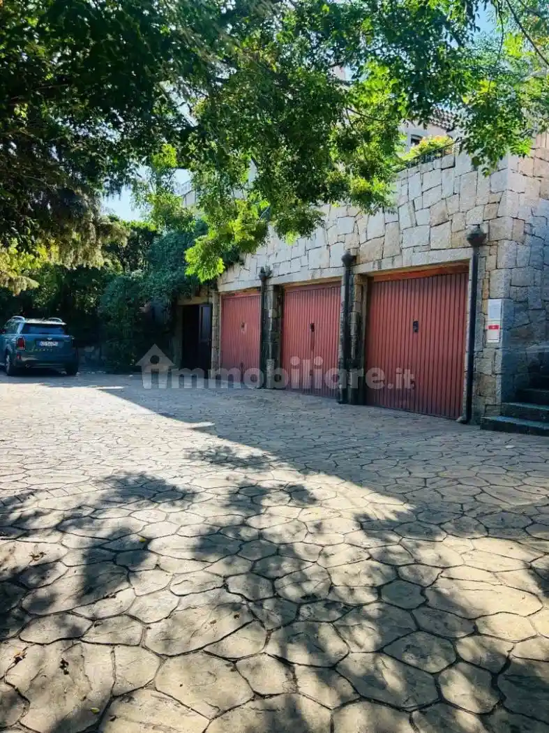 Villa in vendita a San Teodoro
