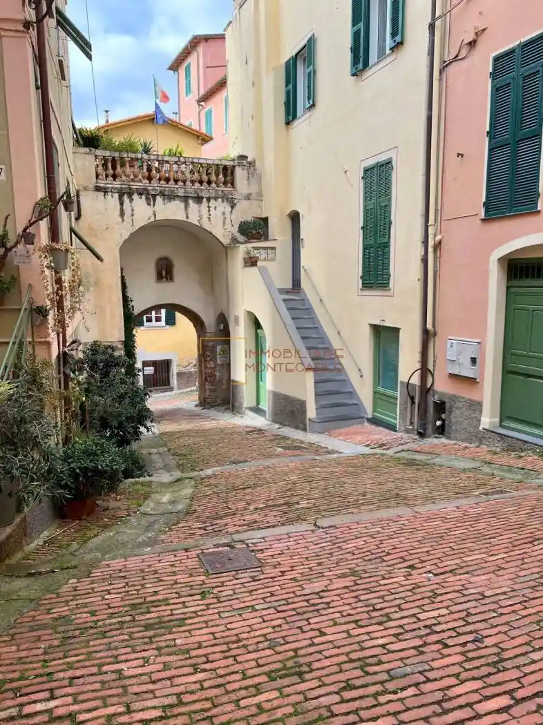 Appartamento in affitto a Bordighera