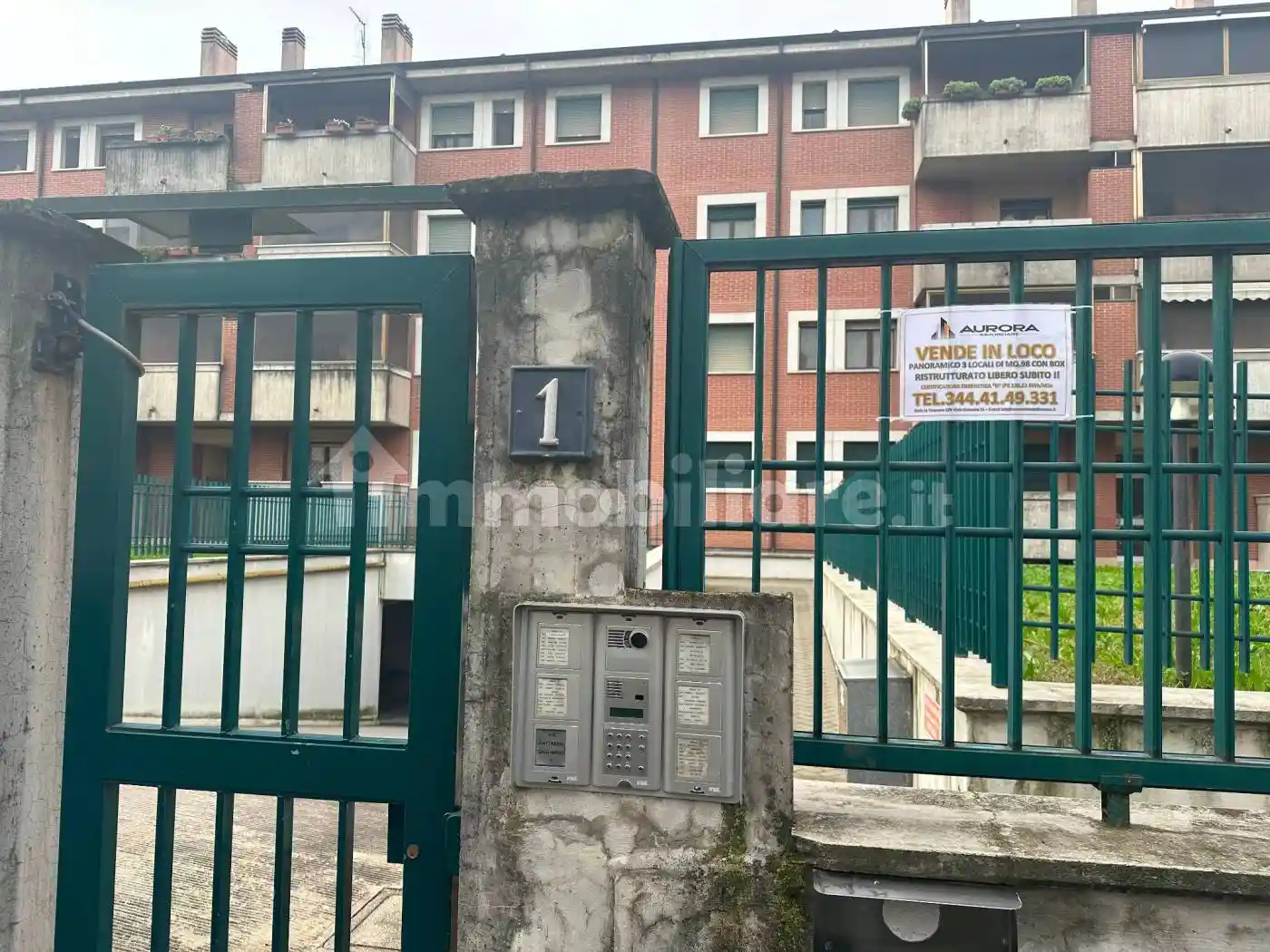 Trilocale via Caio Mario Cattabeni 1, Gratosoglio, Milano - foto 3