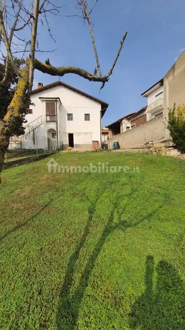 Rustico - Casale in vendita a Calliano