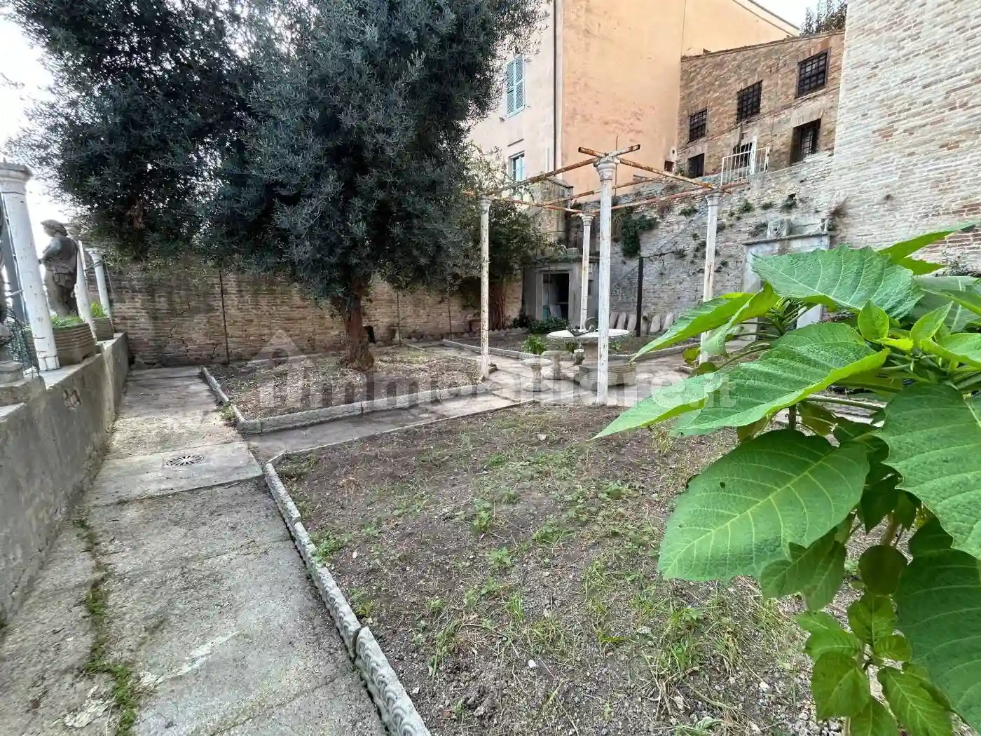 Palazzo - Edificio - foto 2