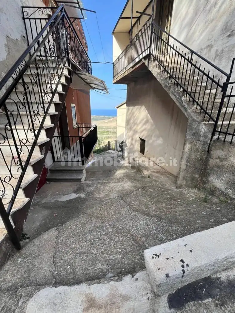 Appartamento in vendita a Calopezzati