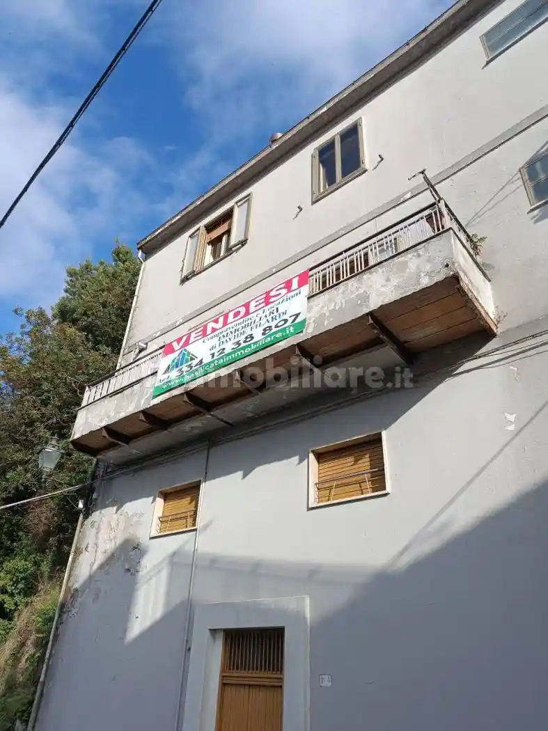 Casa indipendente in vendita a Lauria