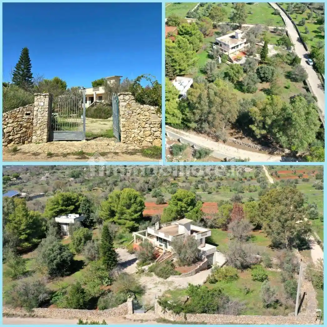 Villa in vendita a Parabita