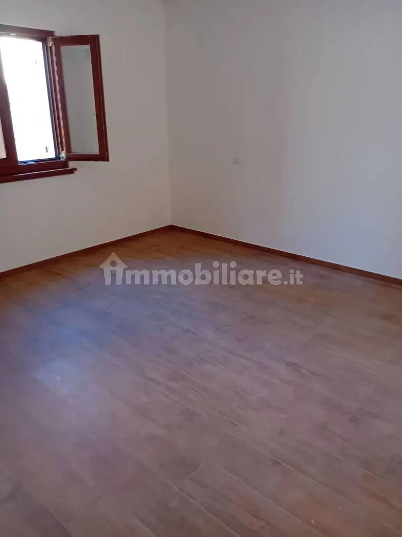 Trilocale via Piandebussi 7, Centro, Caldarola - foto 5