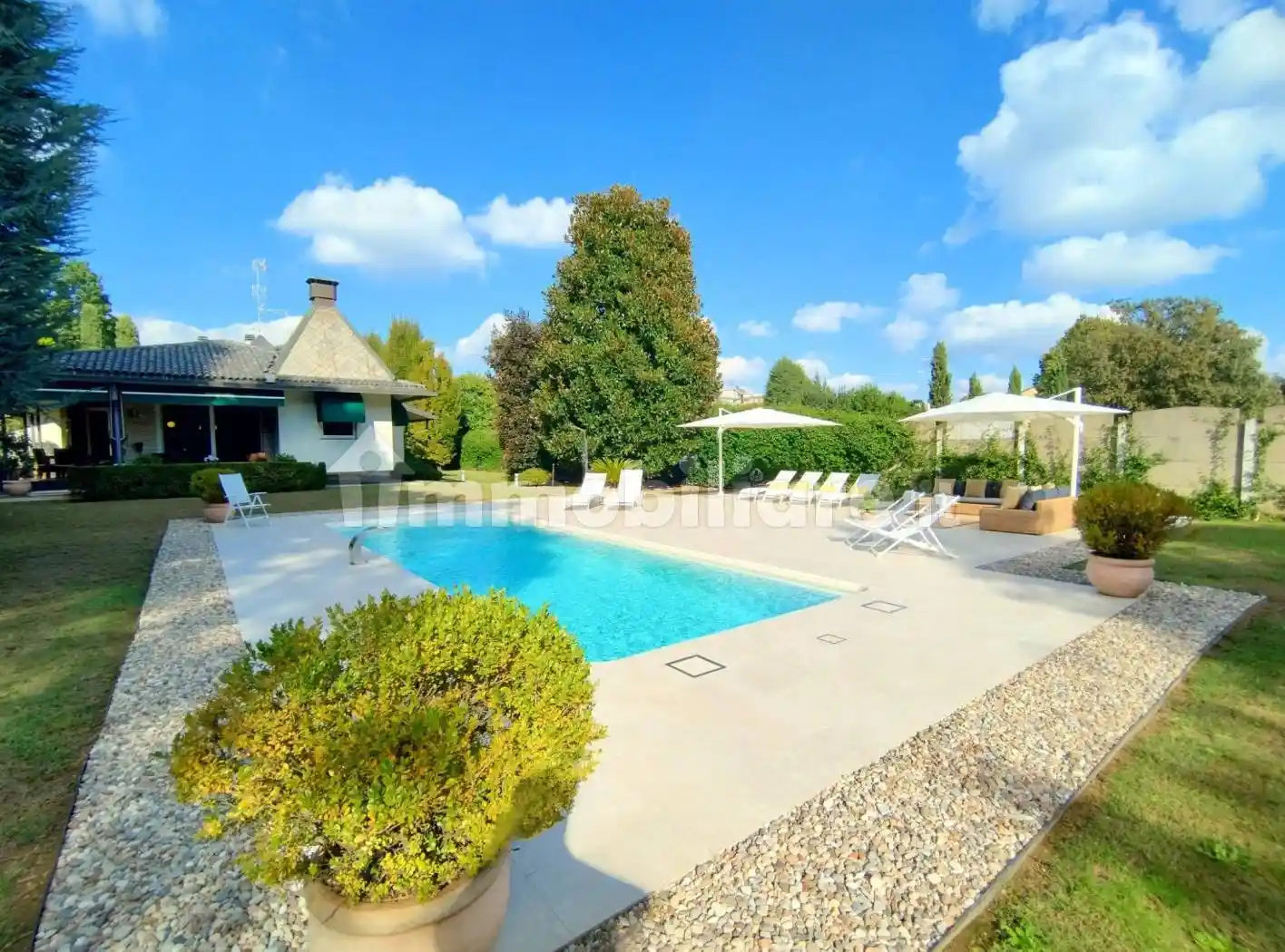 Villa in vendita a Arluno