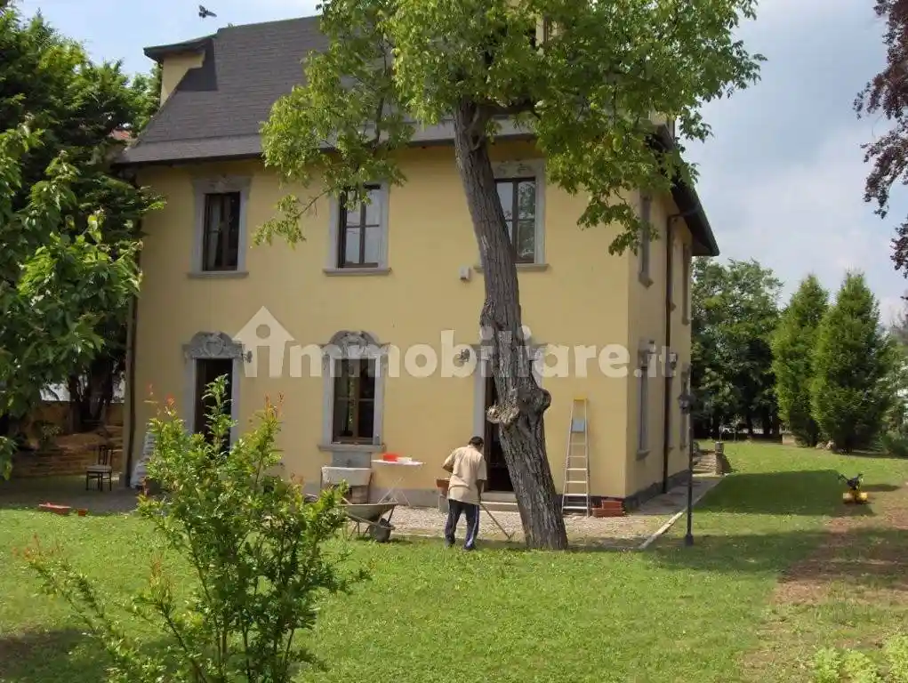 Villa unifamiliare, ottimo stato, 450 m², Centro, Cernusco Lombardone - foto 2