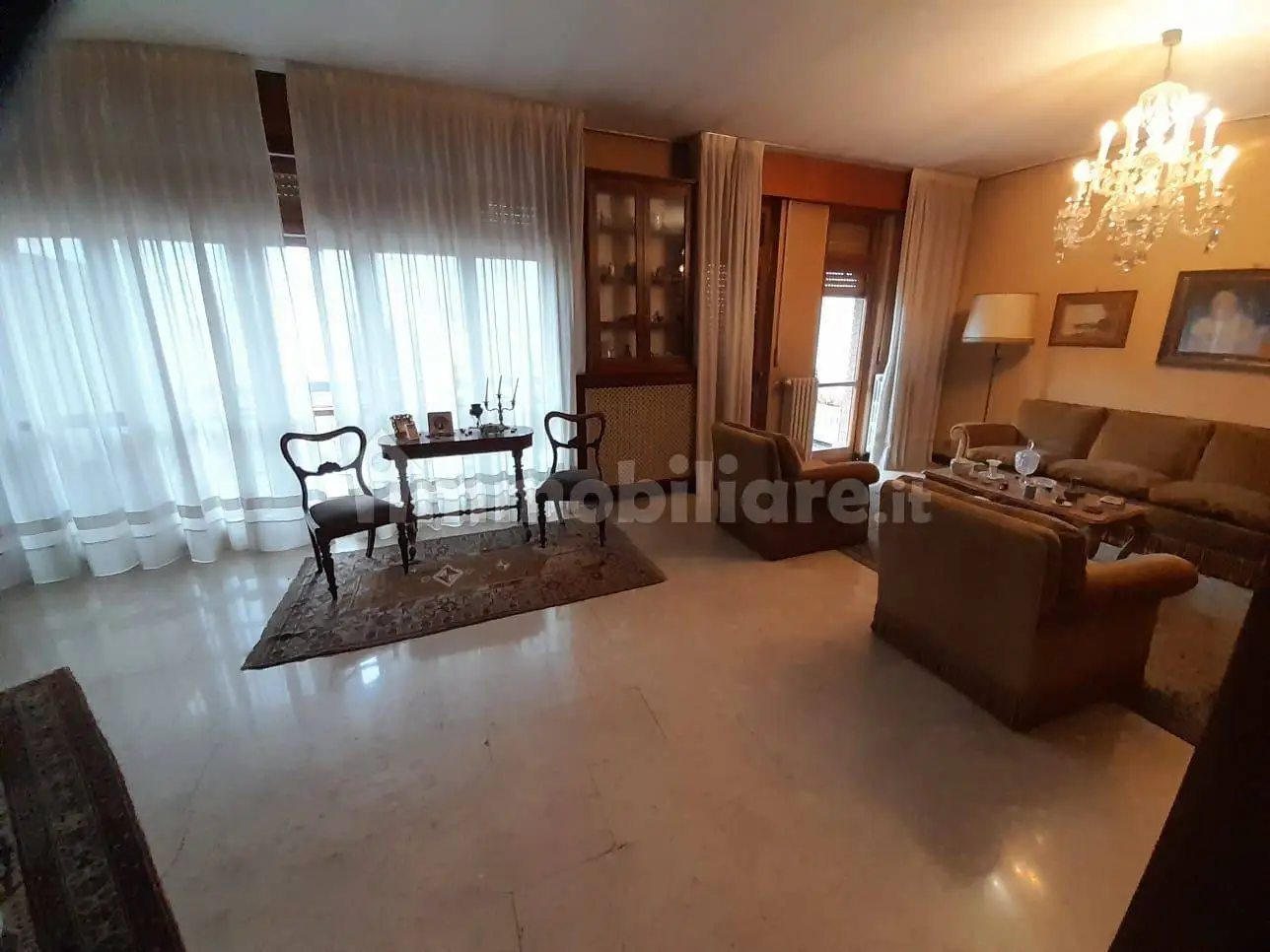 Appartamento piazza Vittorio Veneto, Centro, Broni - foto 3