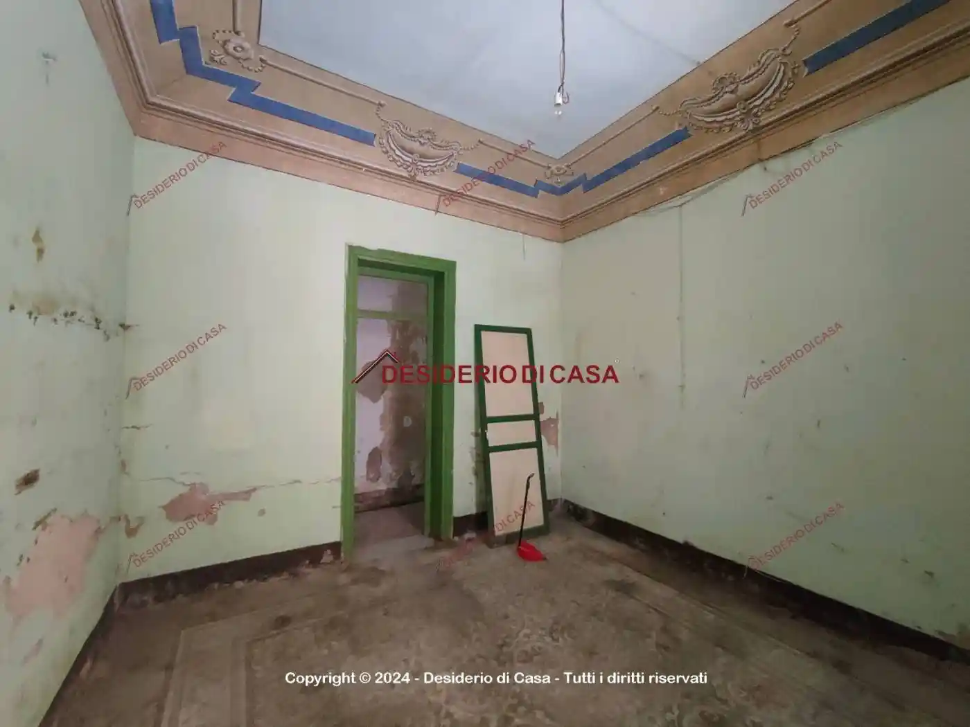 Palazzo - Edificio in vendita a Palermo