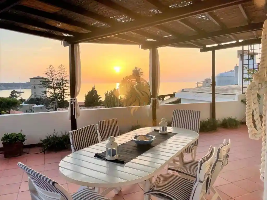 Villa in vendita a Isola del Giglio