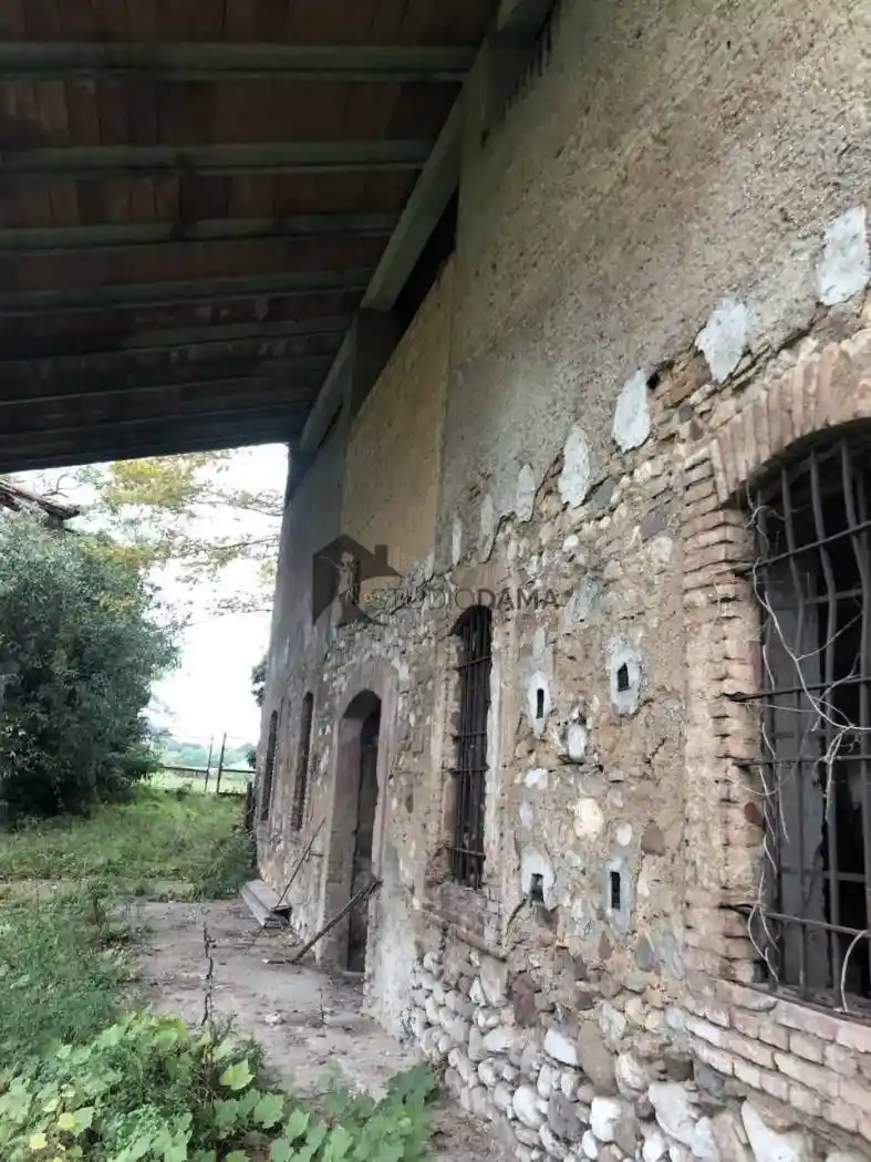 Rustico - Casale in vendita a Lonato del Garda