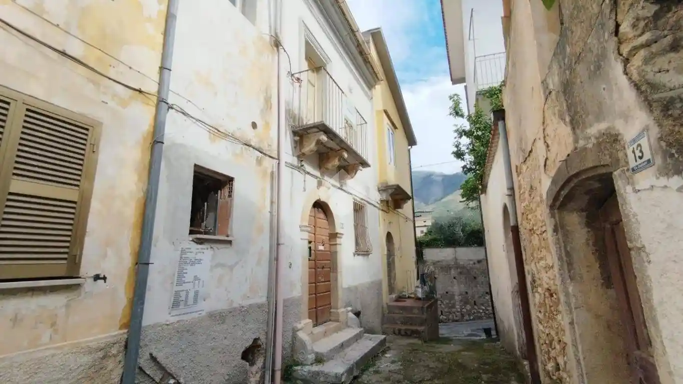 Casa indipendente in vendita a Cervaro