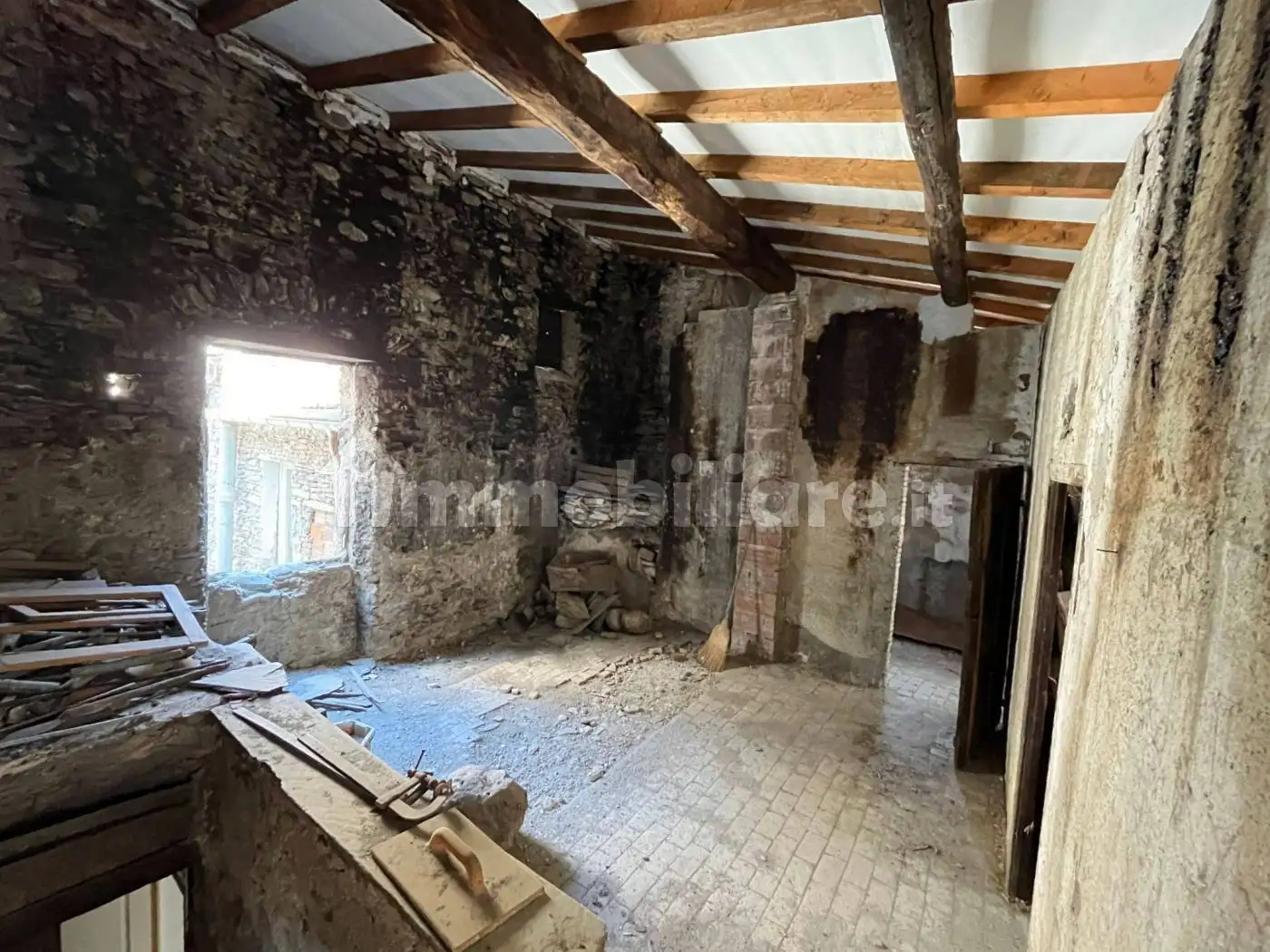 Trilocale via Alessandro Manzoni 18, Centro, Badalucco - foto 2