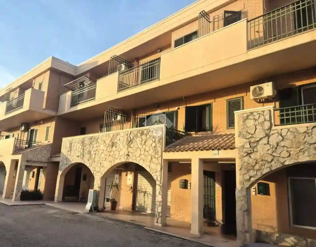 Villa a schiera via Francesco Paolo Colecchia 34, Comparto Biccari, Foggia - foto 4