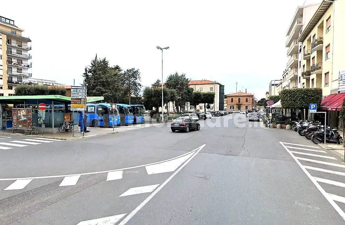 Appartamento in affitto a Cecina