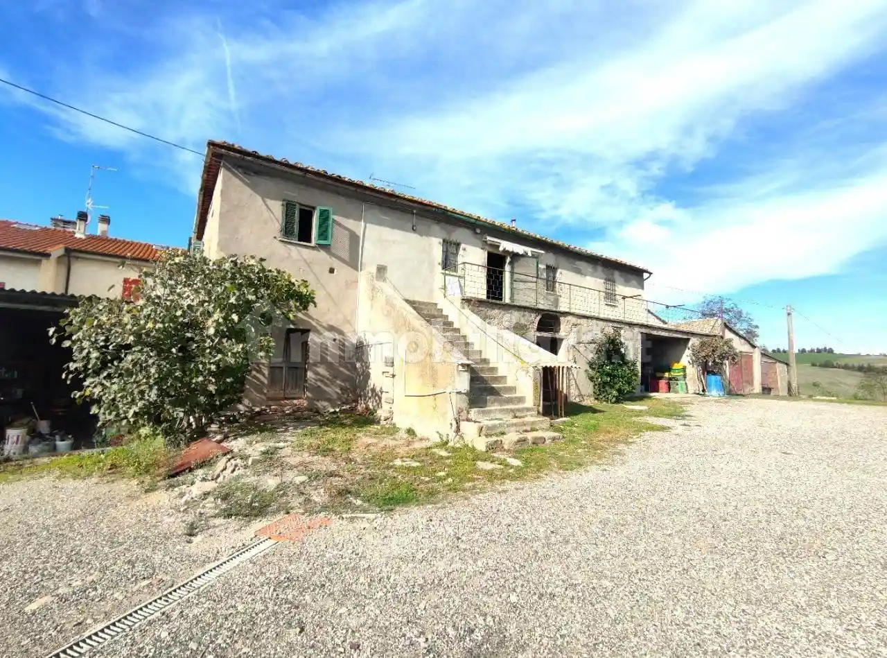 Rustico - Casale in vendita a Montecatini Val di Cecina