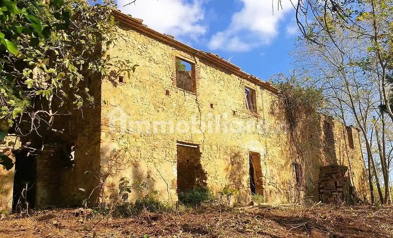 Rustico - Casale in vendita a Riparbella