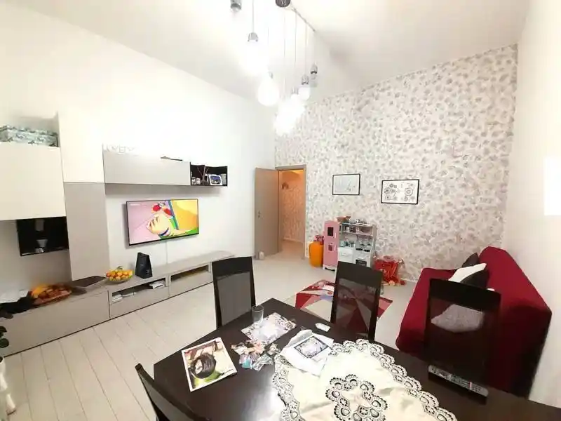 Appartamento in vendita a Cecina