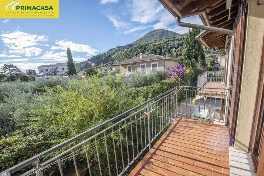 Appartamento in vendita a Toscolano-Maderno