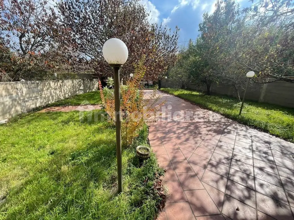 Villetta a schiera in vendita a San Roberto