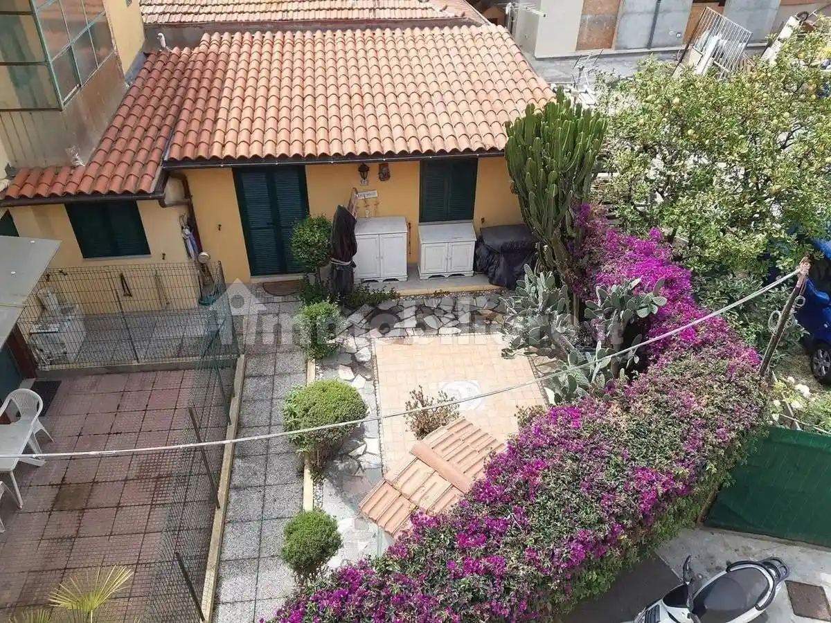 Villa in vendita a Vallecrosia