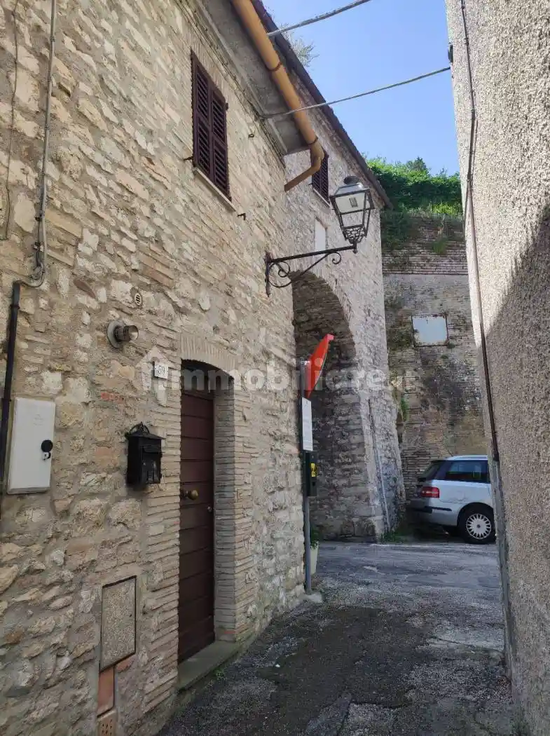 Villa in vendita a Arcevia