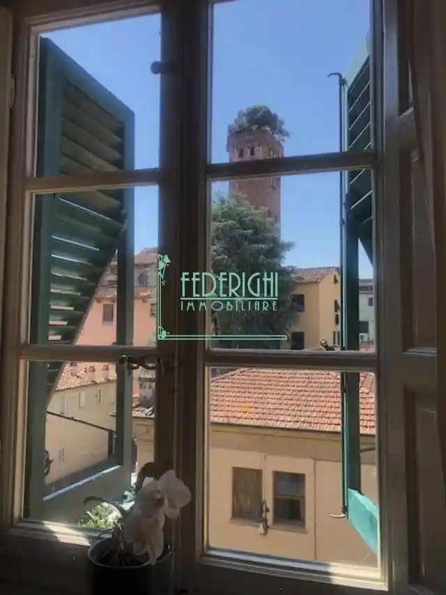 Appartamento in vendita a Lucca