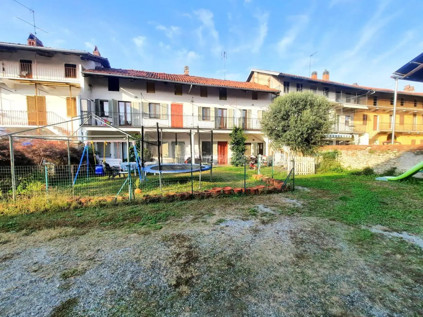 Casa indipendente in vendita a Albiano d'Ivrea