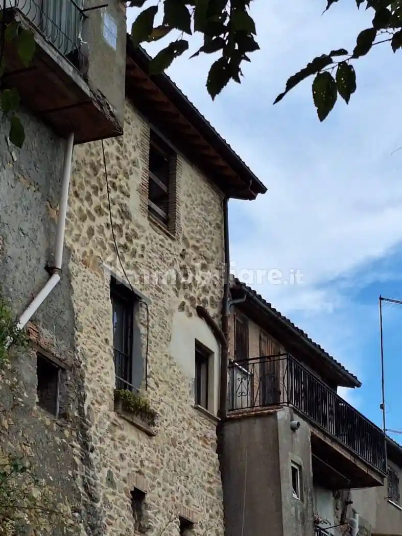 Rustico - Casale in vendita a Torricella in Sabina