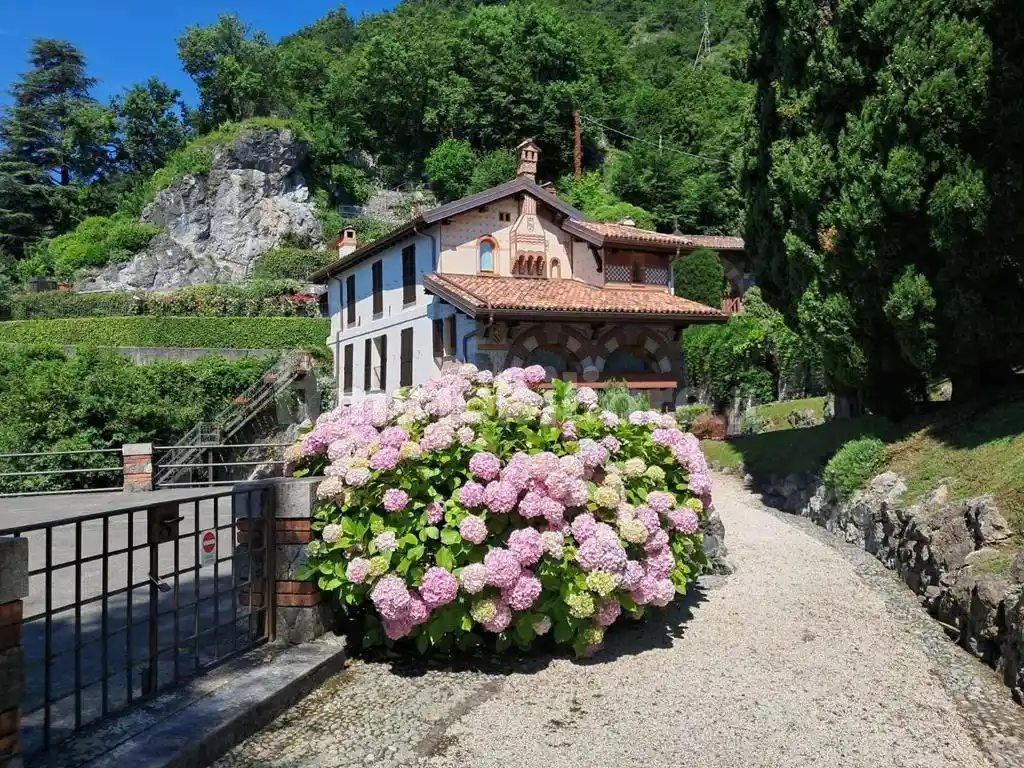 Appartamento in vendita a Menaggio