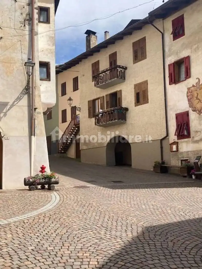 Villa in vendita a Rumo