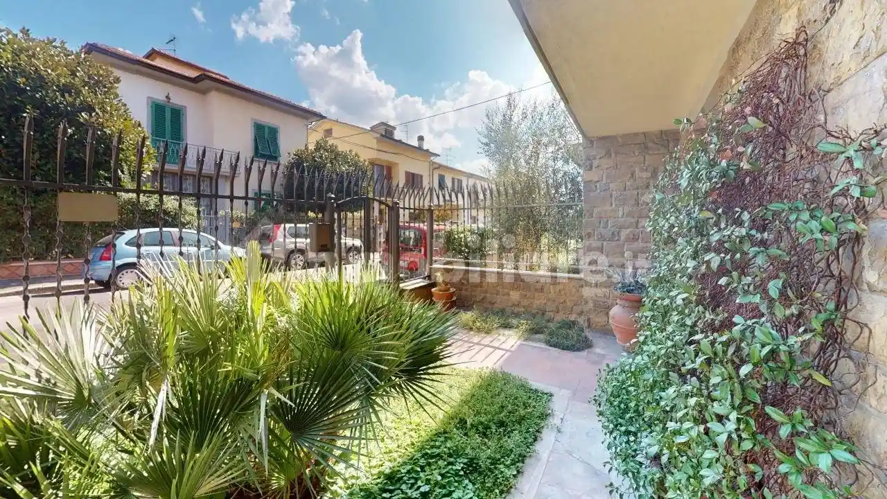 Villa in vendita a Sesto Fiorentino