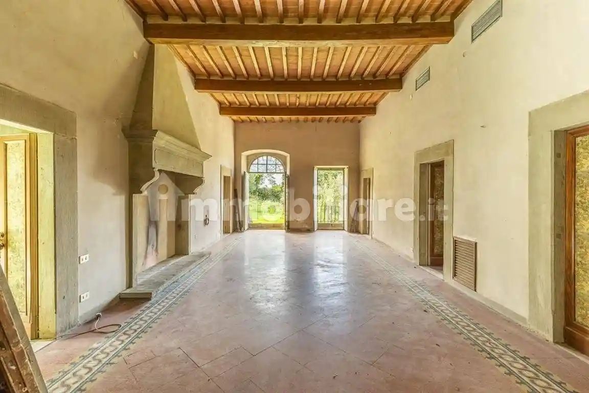 Villa unifamiliare, da ristrutturare, 600 m², Agazzi, Arezzo - foto 3