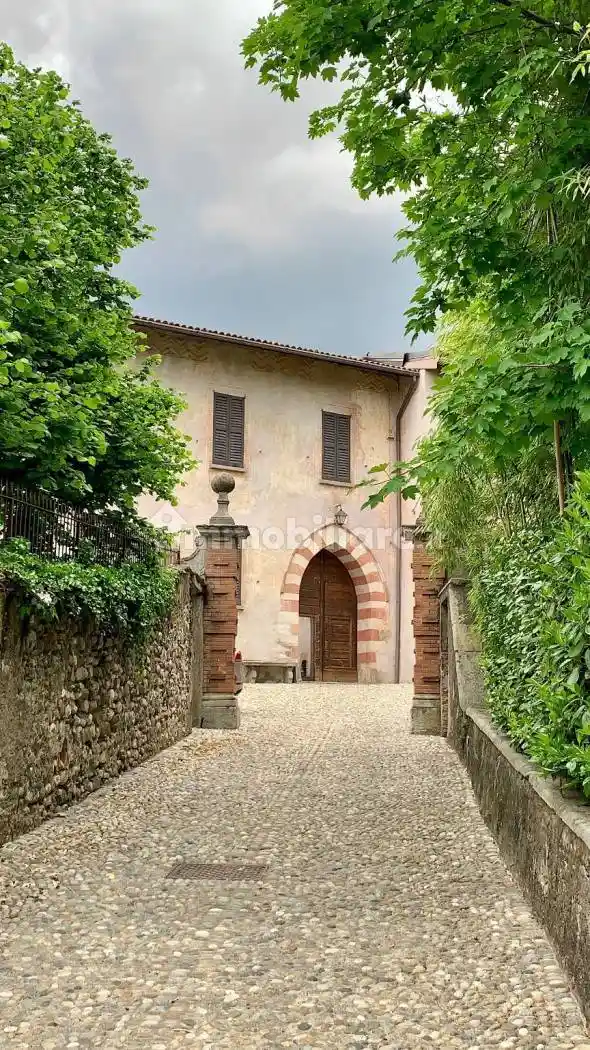 Appartamento in villa via al Castello 9, Bizzozzero, Varese - foto 3