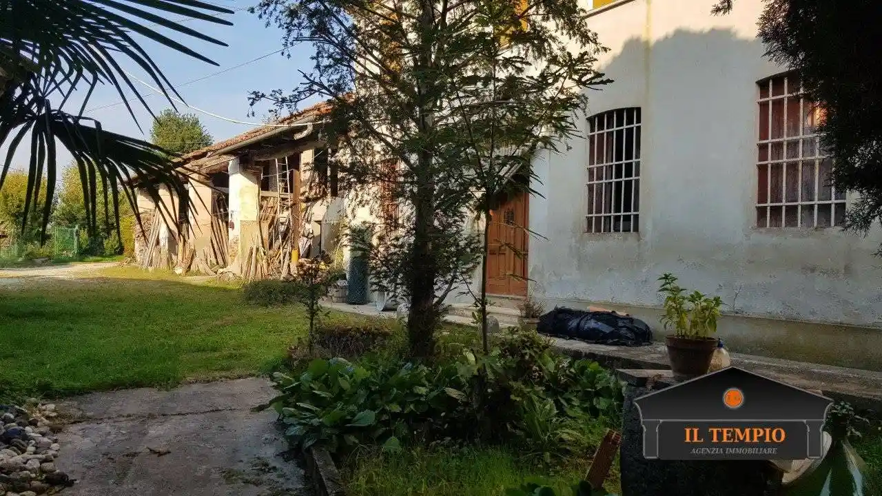 Villa in vendita a Costabissara