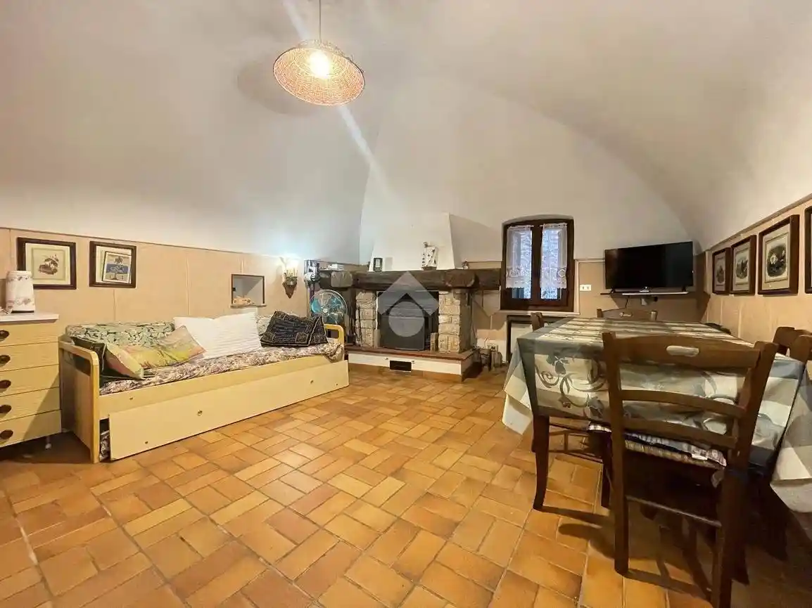 Appartamento in vendita a Dolceacqua