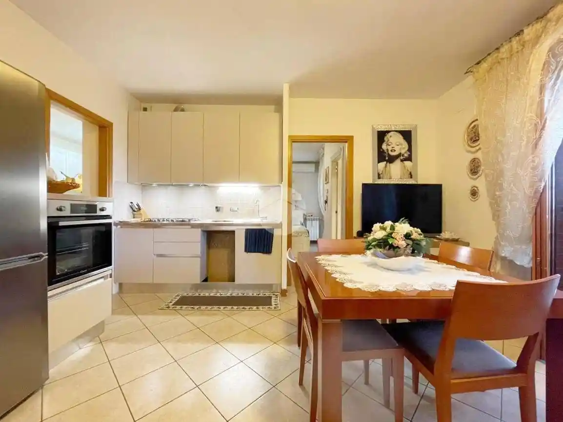 Trilocale via varvariana 49, Giardinetti, Roma - foto 5