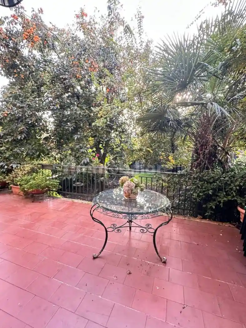 Casa indipendente in vendita a Gavirate