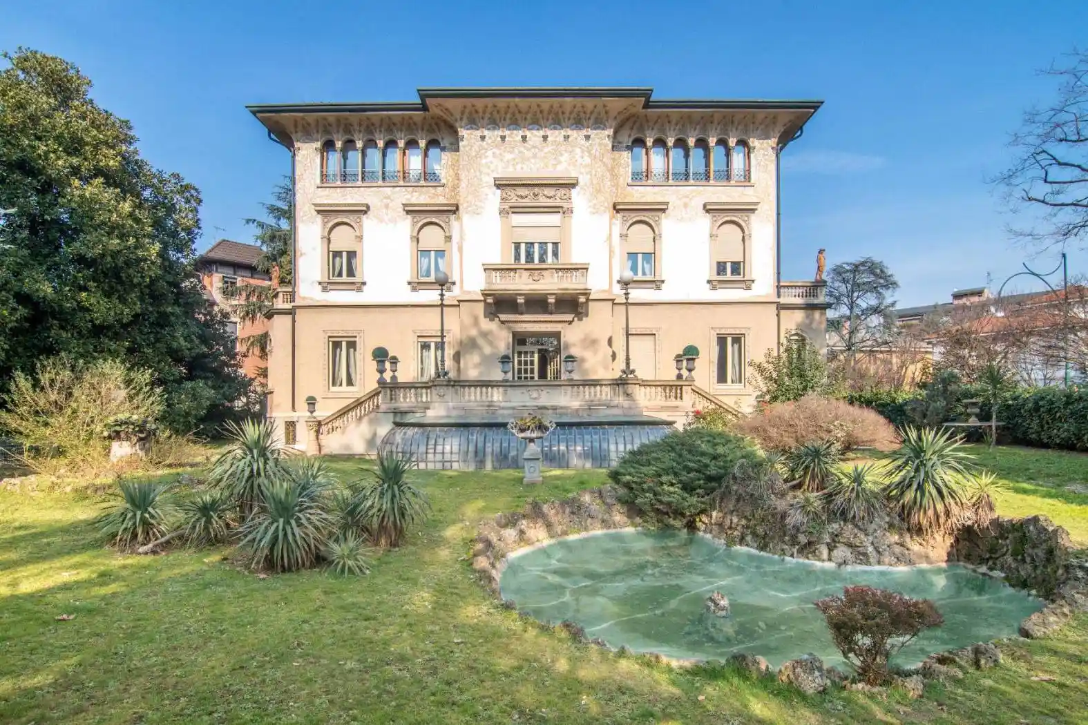 Villa in vendita a Cusano Milanino