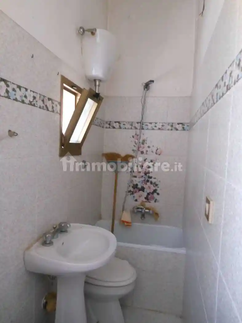 Villa unifamiliare Vico 7 Notargallotto 10, Centro, Tito - foto 5