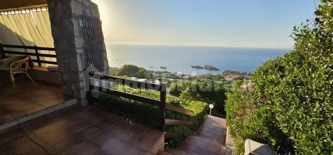 Villa in vendita a Trinità d'Agultu e Vignola