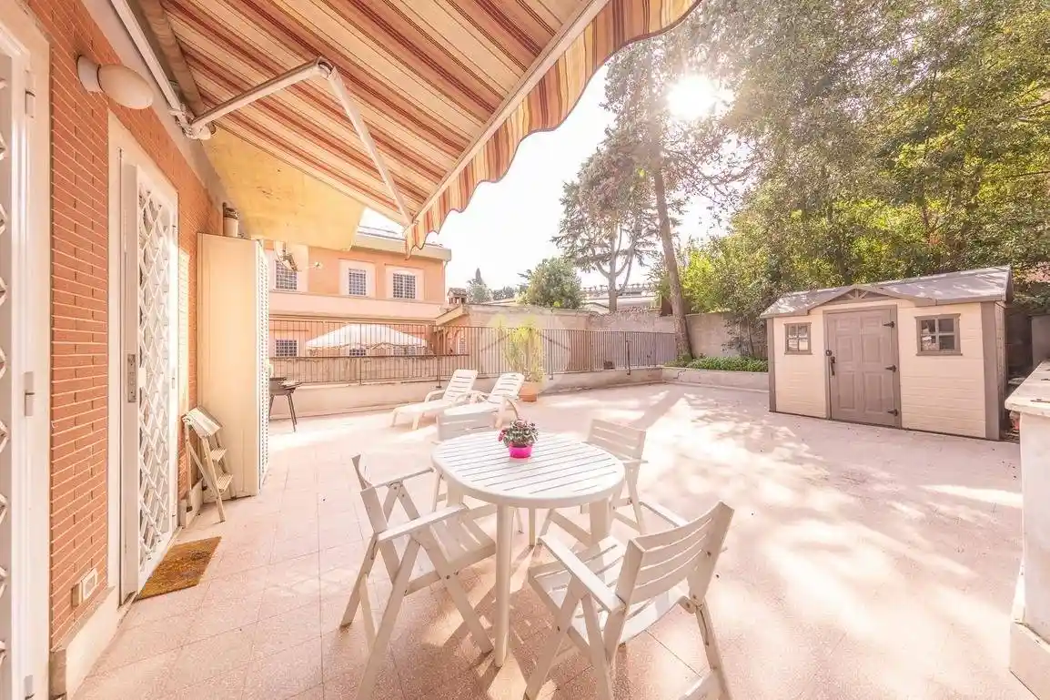 Quadrilocale via Elio Andrisco 34, Quarto Miglio, Roma - foto 2