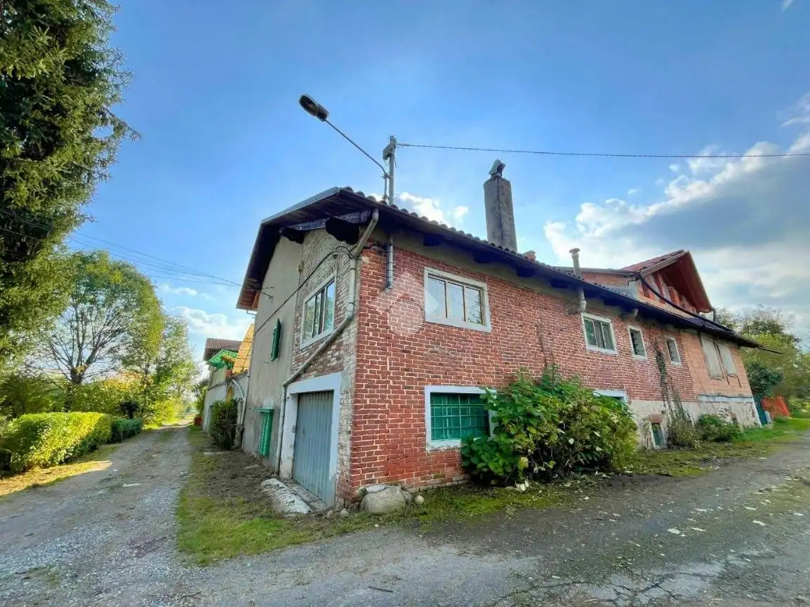 Casa indipendente in vendita a Bairo