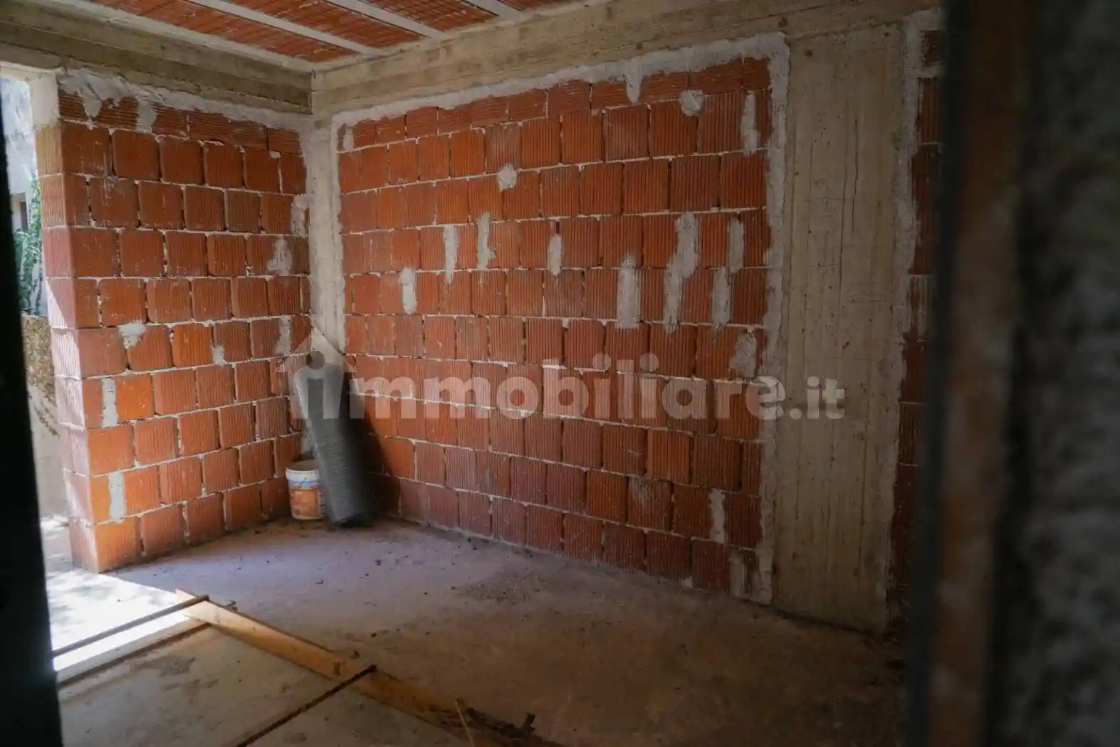 Palazzo - Edificio in vendita a Altofonte