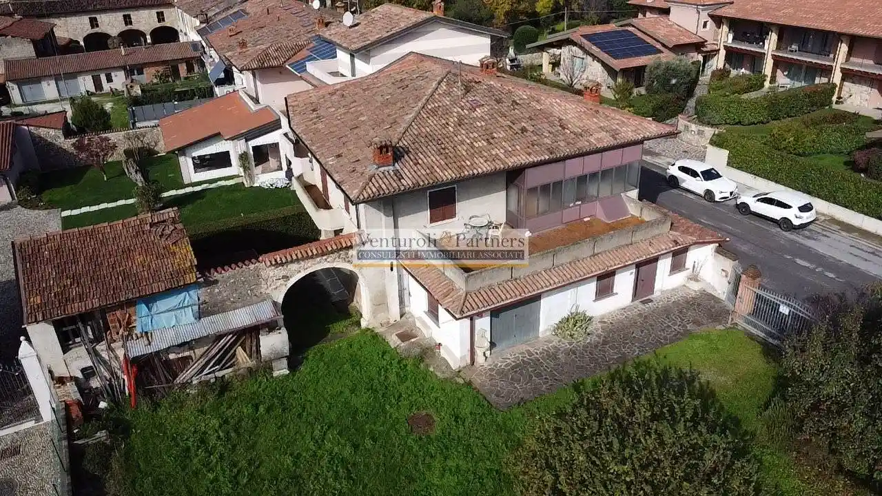 Rustico - Casale in vendita a Bedizzole