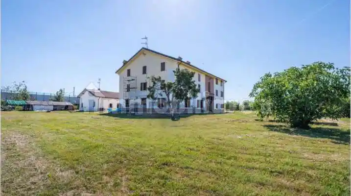 Villa in vendita a Reggio Emilia