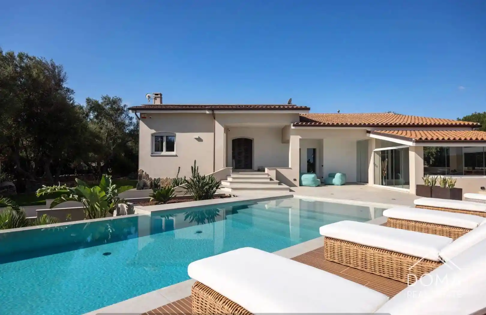 Villa in vendita a Olbia