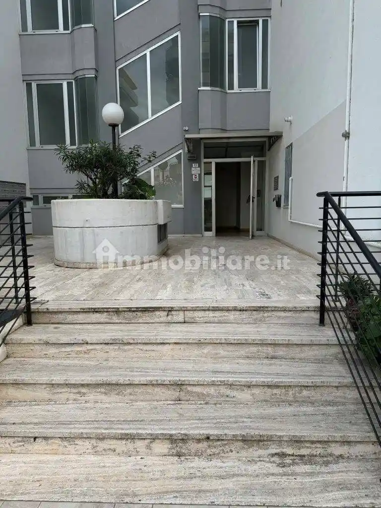 Trilocale via Pompeo 11, Lungomare Marconi, Alba Adriatica - foto 2