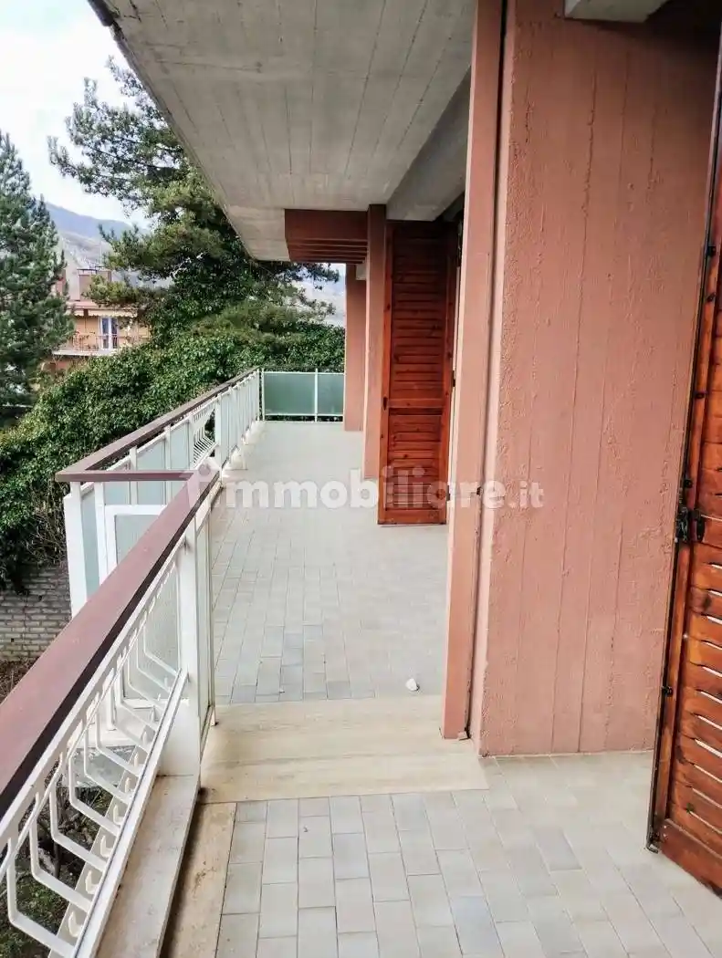 Appartamento via dei Colli, snc, Centro, Tagliacozzo - foto 2