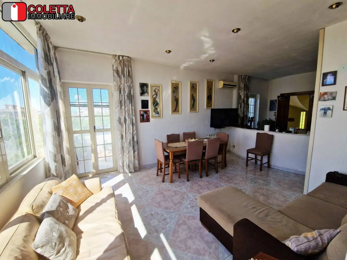 Villa in vendita a San Felice a Cancello